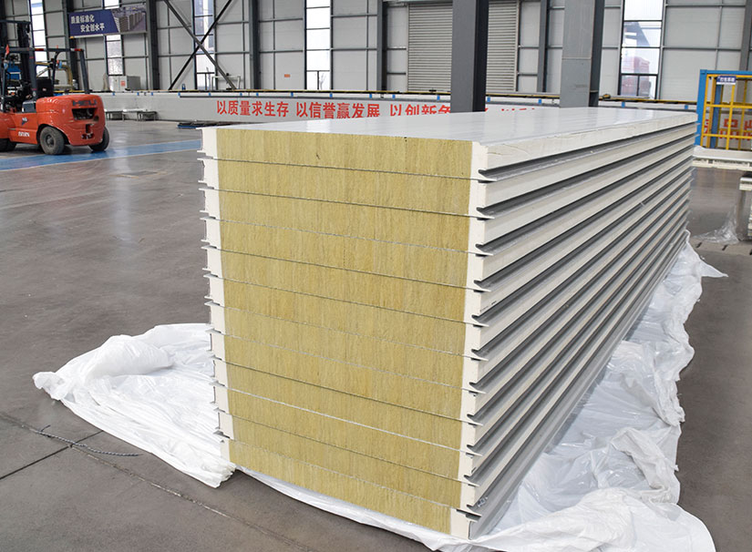 100mm聚氨酯封邊巖棉夾芯板.jpg